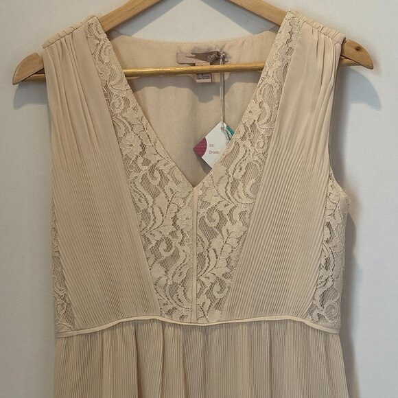 Forever21 Accordion Lace Romantic Fairy Dress Neutral Cream Small-Medium NEW - Picture 2 of 15